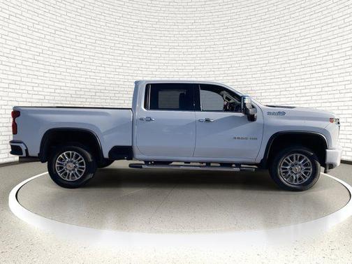 2022 Chevrolet Silverado 2500 High Country