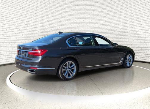 2019 BMW 750 i xDrive