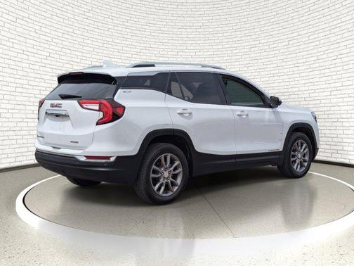 Summit White 2023 GMC Terrain SLT