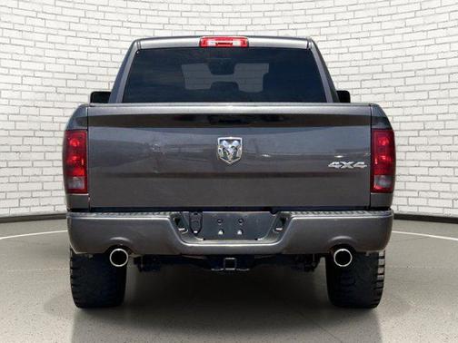 Granite Crystal Metallic Clearcoat 2019 RAM 1500 Express
