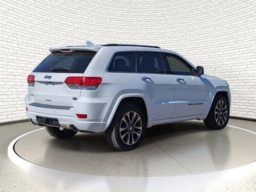 2017 Jeep Grand Cherokee Overland