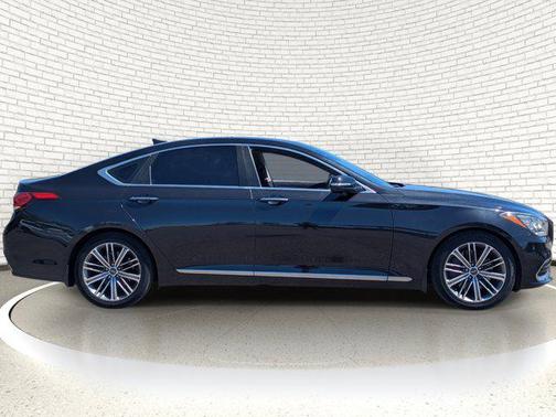 Victoria Black 2018 Genesis G80 3.8