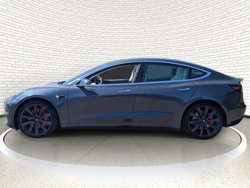 2020 Tesla Model 3 Performance