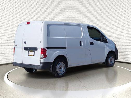 2017 Nissan NV200 S