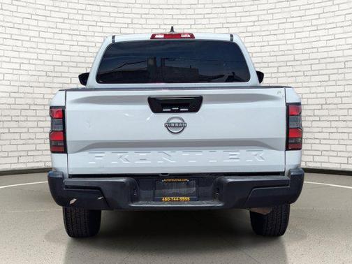Glacier White 2022 Nissan Frontier S