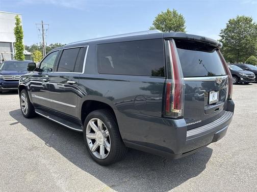 2020 Cadillac Escalade ESV Luxury