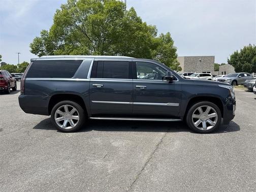 2020 Cadillac Escalade ESV Luxury