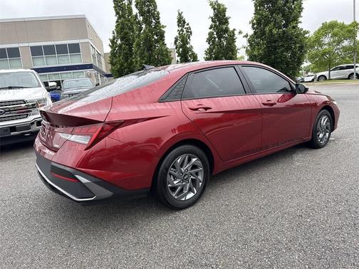 2024 Hyundai ELANTRA HEV Blue