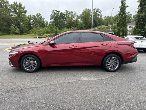 2024 Hyundai ELANTRA HEV Blue