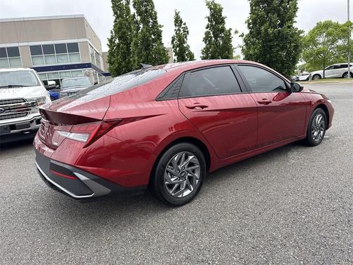 2024 Hyundai ELANTRA HEV Blue