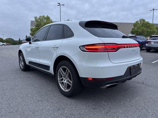 2020 Porsche Macan Base