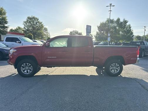 2016 Toyota Tacoma SR5