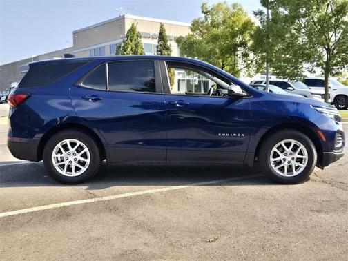 2023 Chevrolet Equinox LS