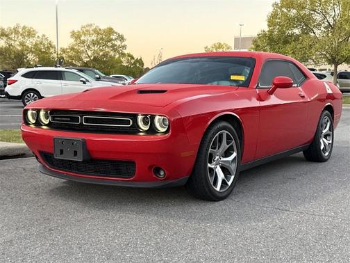 2015 Dodge Challenger SXT
