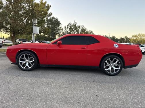2015 Dodge Challenger SXT