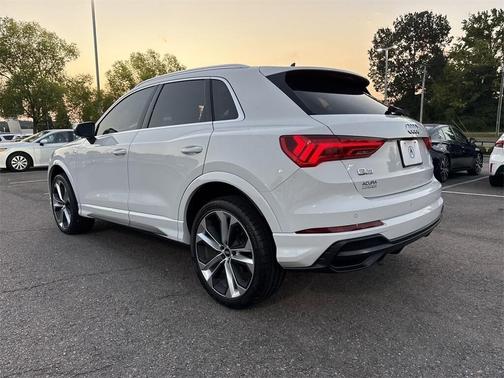 2021 Audi Q3 45 S line Premium