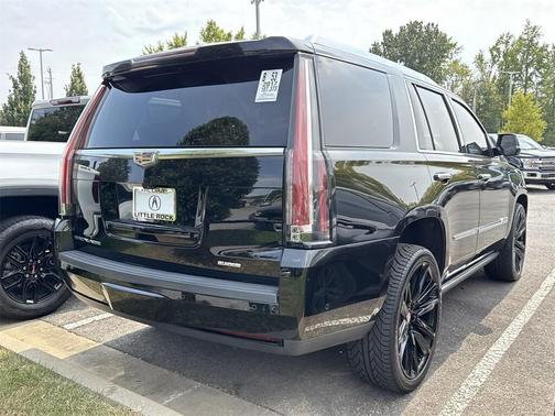2017 Cadillac Escalade Platinum