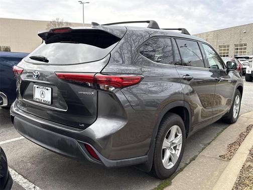 2021 Toyota Highlander Hybrid LE