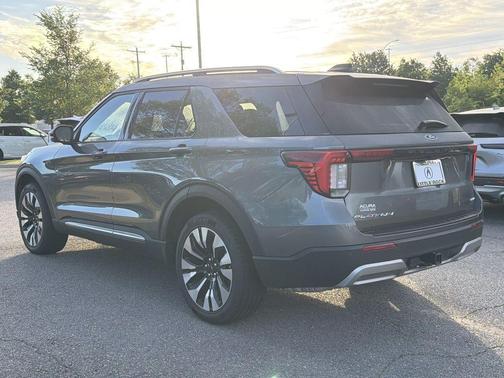 Carbonized Gray Metallic 2026 Ford Explorer Platinum