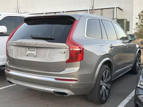 2020 Volvo XC90 T6 Inscription 7 Passenger