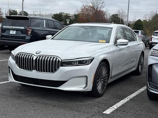2022 BMW 740 i xDrive