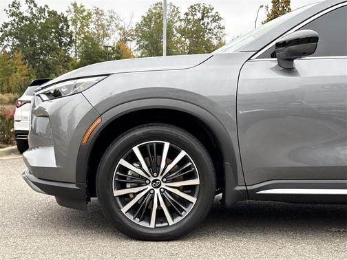 2025 INFINITI QX60 SENSORY