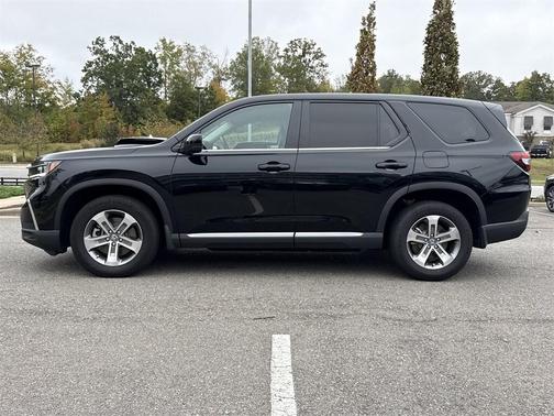 2023 Honda Pilot EX-L 8-Passenger