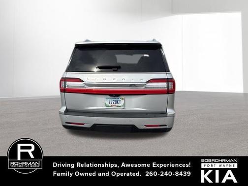 Ingot Silver 2018 Lincoln Navigator L Reserve