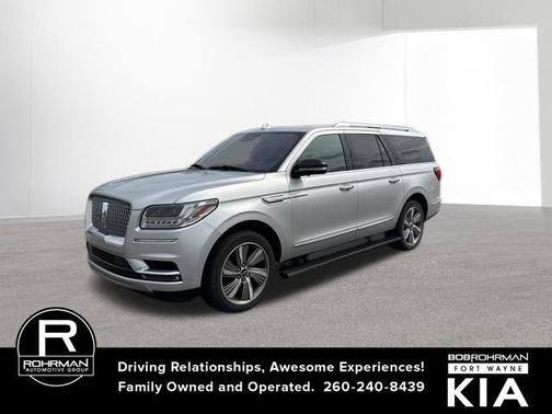 Ingot Silver 2018 Lincoln Navigator L Reserve