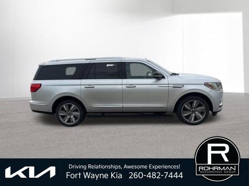 Ingot Silver 2018 Lincoln Navigator L Reserve