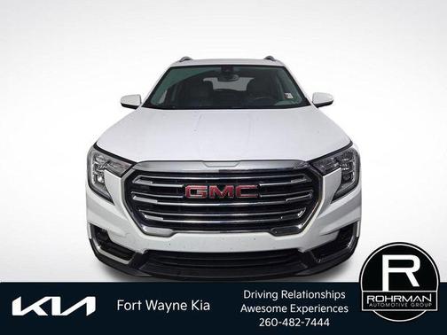 Summit White 2022 GMC Terrain SLT