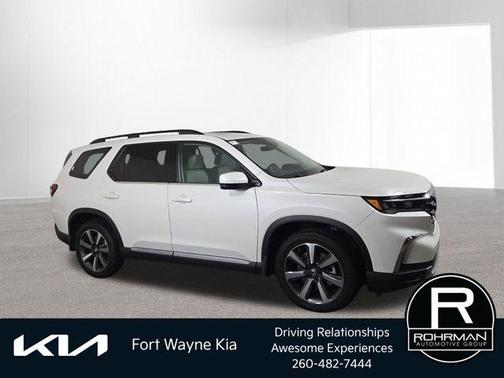Platinum White Pearl 2023 Honda Pilot Touring