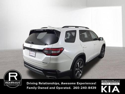 2023 Honda Pilot Touring