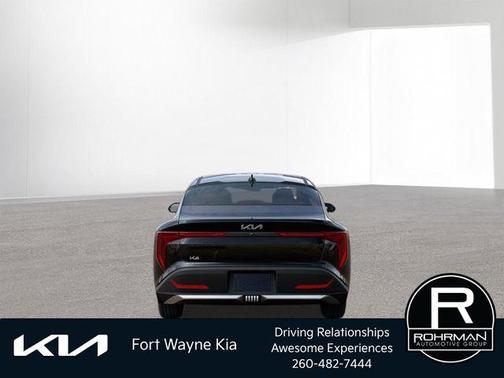 Aurora Black Pearl 2026 Kia K4 EX