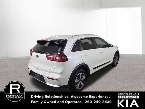 2017 Kia Niro LX