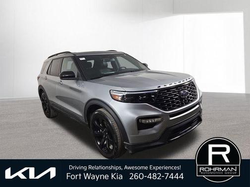 Silver Metallic 2023 Ford Explorer ST-Line
