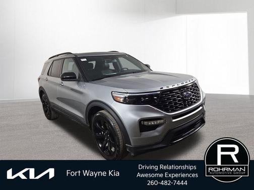 Silver Metallic 2023 Ford Explorer ST-Line