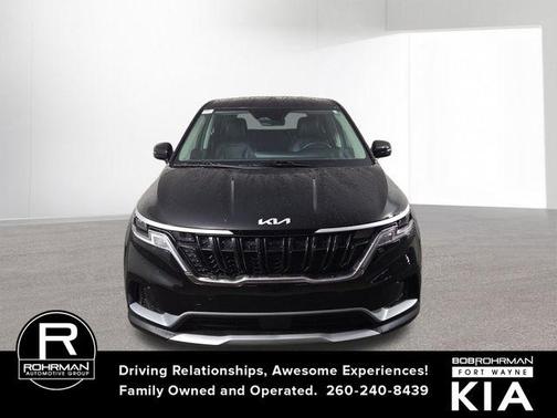 2024 Kia Carnival EX