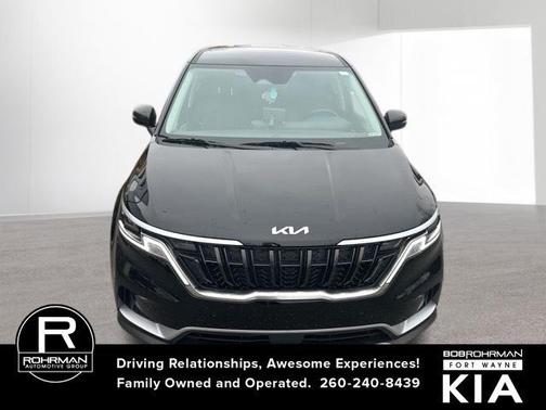 2024 Kia Carnival EX