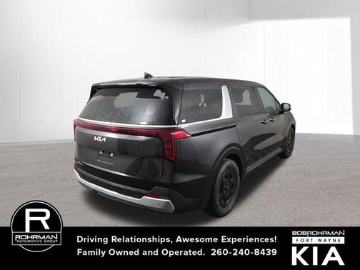 2025 Kia Carnival LXS
