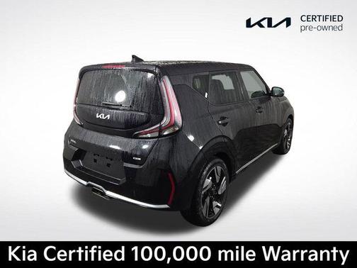 Fusion Orange 2023 Kia Soul GT-Line 2.0L
