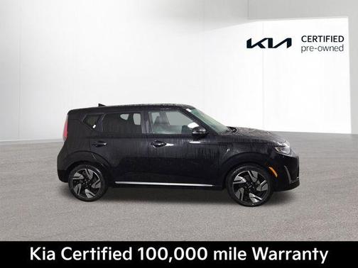 Fusion Orange 2023 Kia Soul GT-Line 2.0L