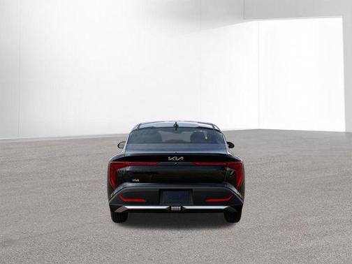 Aurora Black Pearl 2026 Kia K4 LXS