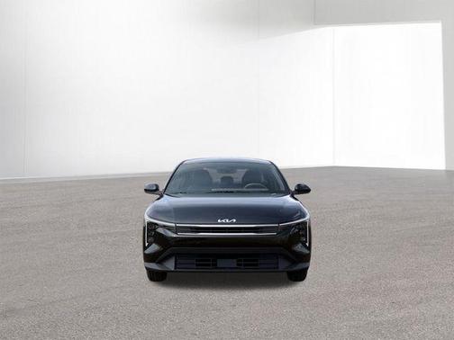 Aurora Black Pearl 2026 Kia K4 LXS