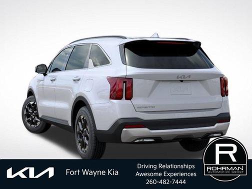 Glacial White Pearl 2026 Kia Sorento S