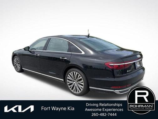 Mythos Black Metallic 2019 Audi A8 L 55