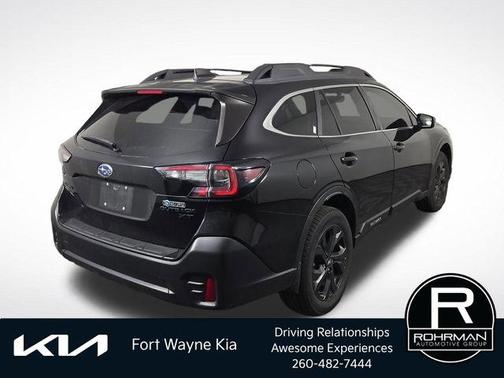 Crystal Black Silica 2020 Subaru Outback Onyx Edition XT