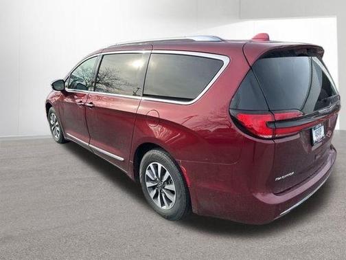 2021 Chrysler Pacifica Hybrid Limited