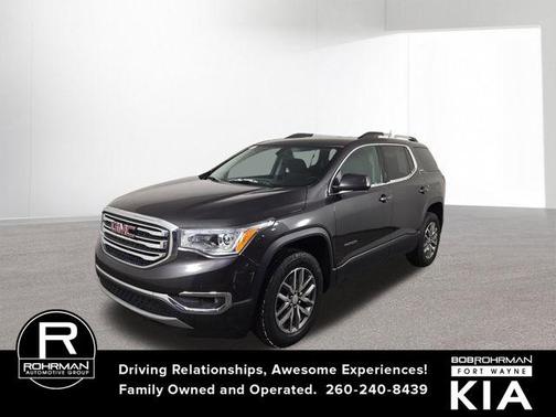 2017 GMC Acadia SLE-2