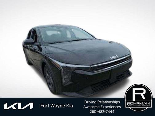 Aurora Black Pearl 2026 Kia K4